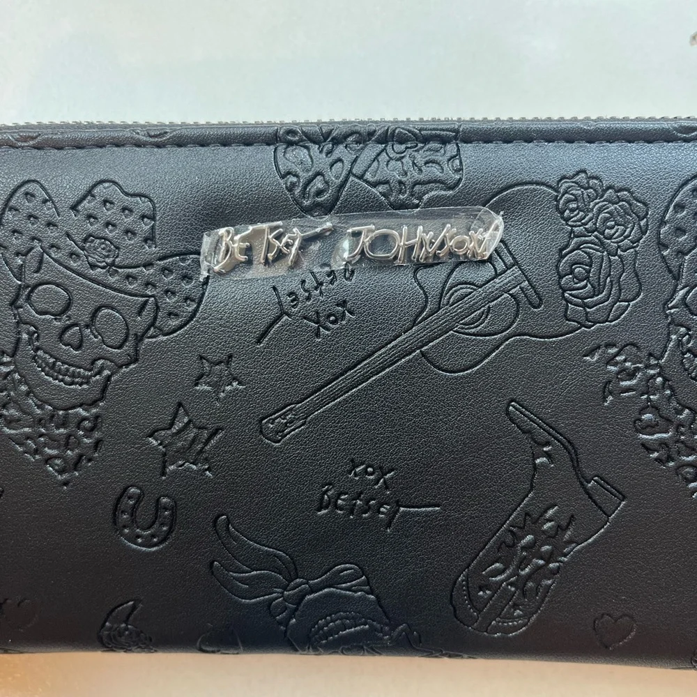 Betsey Johnson stylish black